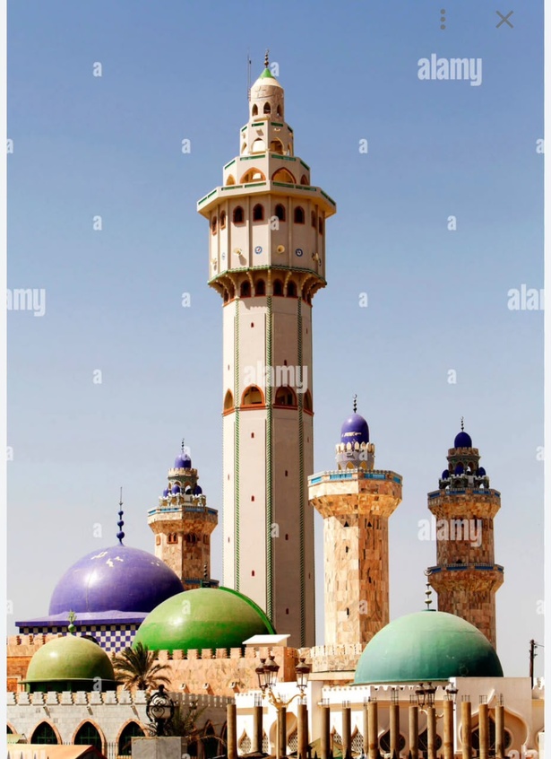 La Grande Mosquée de Touba : genèse, histoire et portée spirituelle La Grande Mosquée de Touba : genèse, histoire et portée spirituelle