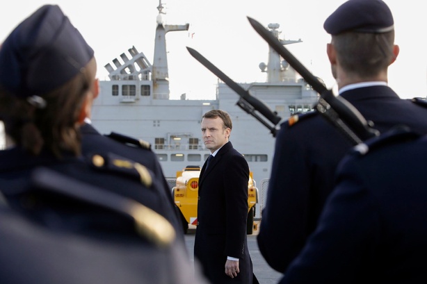 Afflux massif de migrants à Ceuta : Emmanuel Macron ordonne un renforcement des contrôles à la frontière avec l'Espagne