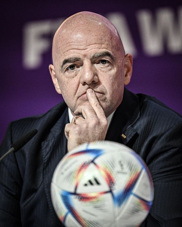 Sous la pression mondiale, la FIFA abandonne son projet de vendre les droits commerciaux de la Coupe du monde