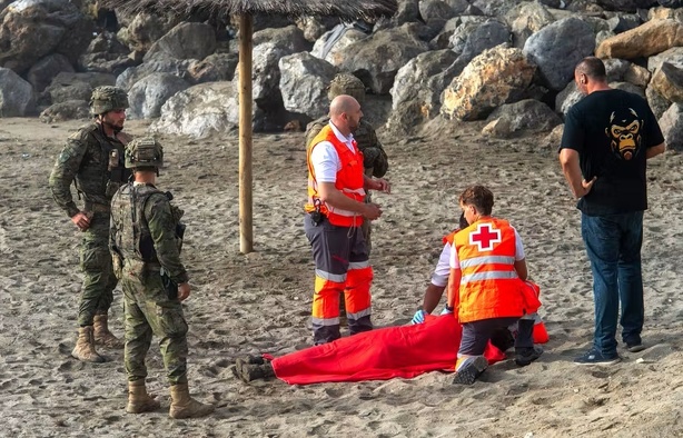Au moins 67 migrants sont morts en essayant d'entrer à Ceuta Au moins 67 migrants sont morts en essayant d'entrer à Ceuta