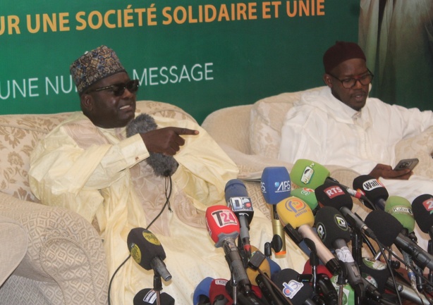 Tivaouane : Serigne Habib Sy met en garde les influenceurs contre le « folklore » au Gamou Tivaouane : Serigne Habib Sy met en garde les influenceurs contre le « folklore » au Gamou