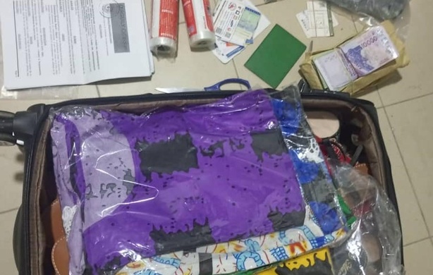 Trafic de drogue : deux commerçants arrêtés avec 1,070 kg de cocaïne à Dakar Trafic de drogue : deux commerçants arrêtés avec 1,070 kg de cocaïne à Dakar