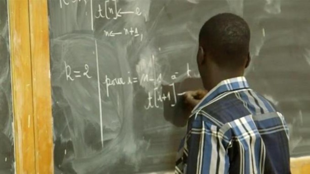 Sénégal : le ministère de l’Éducation annonce le recrutement de 2 527 enseignants