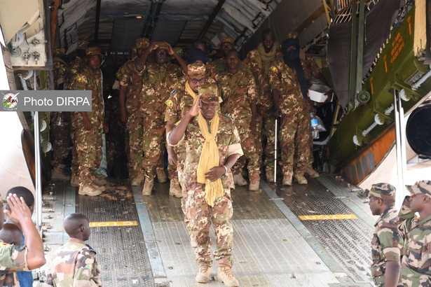Mali : l’armée annonce la libération de 82 militaires retenus en otage