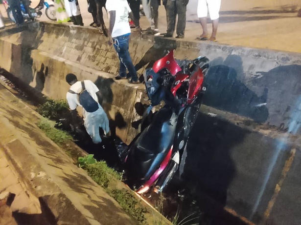 Ziguinchor : violent accident à Tilène, au moins trois blessés Ziguinchor : violent accident à Tilène, au moins trois blessés