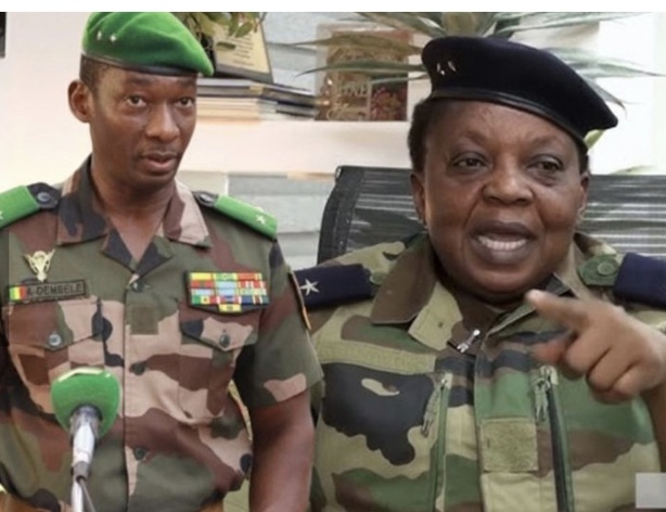 Tentative de coup d’État : première visite des proches pour les généraux Abass Dembélé et Néma Sagara Tentative de coup d’État : première visite des proches pour les généraux Abass Dembélé et Néma Sagara