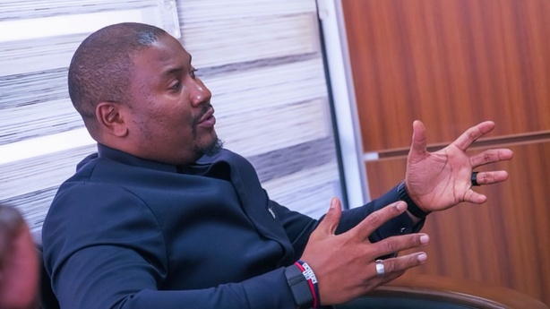 Électricité : Bensouda reproche à Barrow d’avoir « couru demander de l’aide » au Sénégal Électricité : Bensouda reproche à Barrow d’avoir « couru demander de l’aide » au Sénégal