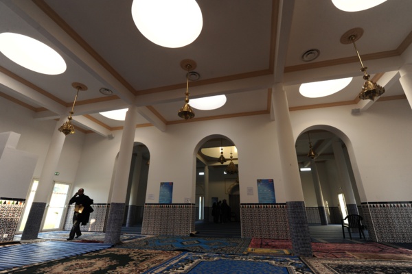 Longues prières du Ramadan:les musulmans désertent les mosquées
