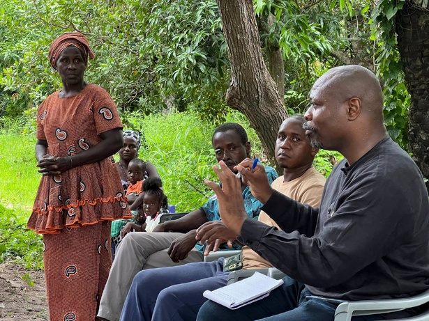 Casamance : Guy Marius Sagna poursuit sa tournée et interpelle l’État sur les besoins des populations Casamance : Guy Marius Sagna poursuit sa tournée et interpelle l’État sur les besoins des populations