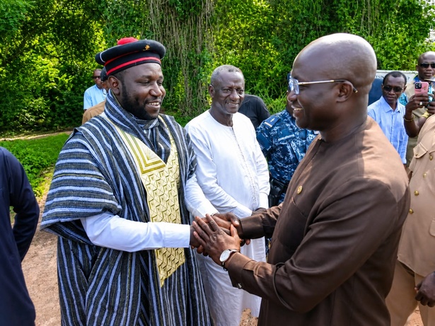 Casamance : après la tournée de Yankhoba Diémé, Jean Bernard Diatta salue la mobilisation et présente ses excuses au Roi d’Essaout