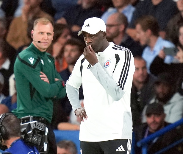PSG 6-1 Slovan : le baptême de feu du coach Yaya Touré tourne à l’humiliation