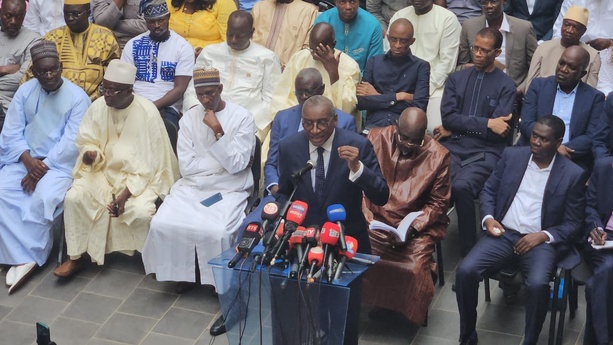 APR : après les départs, les fidèles de Macky Sall organisent la riposte