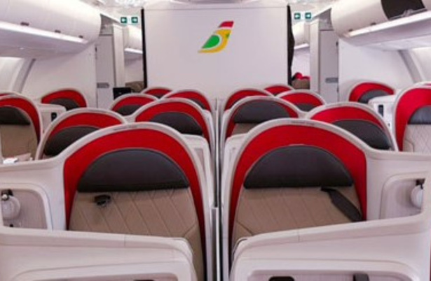 Air Sénégal dans la tourmente : ses équipages Dakar-Paris suspendus Air Sénégal dans la tourmente : ses équipages Dakar-Paris suspendus