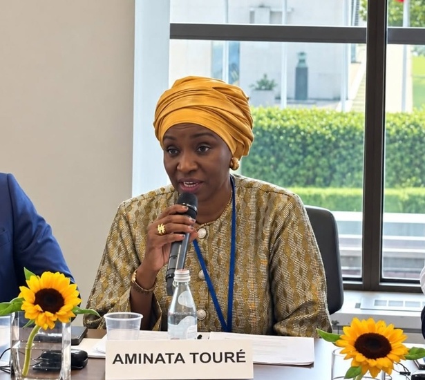Aminata Touré attaque les députés de Pastef : « Se réfugier derrière l’immunité parlementaire pour attaquer notre président de parti relève de la plus grande lâcheté »
