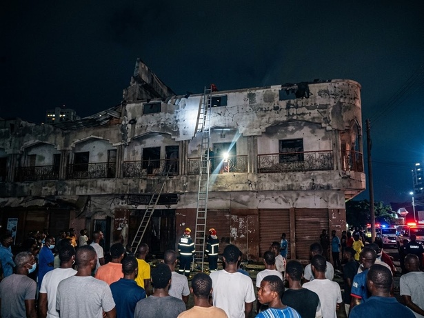 Kaolack : un bâtiment R+1 s’effondre en pleine nuit… 5 personnes sauvées, un maître coranique toujours introuvable