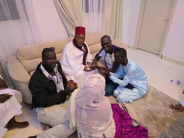 Gambie : Dr Ibrahima Badji reçoit le Khalife de Bogal et poursuit l’implantation de Kiiraay
