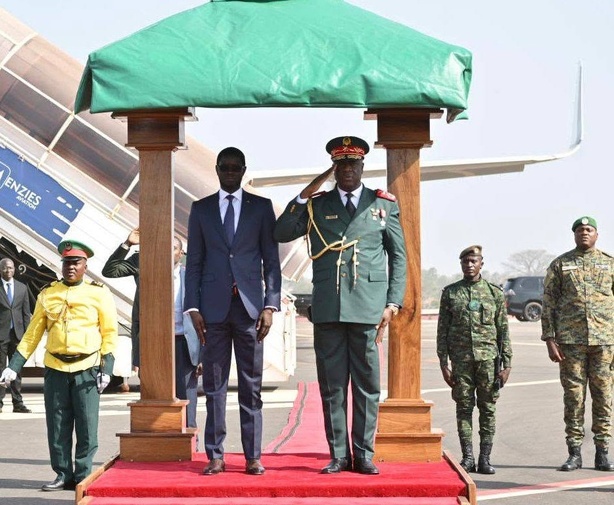 Crise en Guinée-Bissau : Le dilemme de la CEDEAO face au piège du fait accompli militaire Crise en Guinée-Bissau : Le dilemme de la CEDEAO face au piège du fait accompli militaire