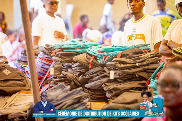 Éducation : Pape Abdourakhmane Dabo offre 1 500 kits scolaires aux élèves de Mbour Éducation : Pape Abdourakhmane Dabo offre 1 500 kits scolaires aux élèves de Mbour