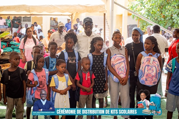 Éducation : Pape Abdourakhmane Dabo offre 1 500 kits scolaires aux élèves de Mbour Éducation : Pape Abdourakhmane Dabo offre 1 500 kits scolaires aux élèves de Mbour