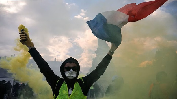 Europe sous haute tension : radiographie d'une explosion sociale historique Europe sous haute tension : radiographie d'une explosion sociale historique