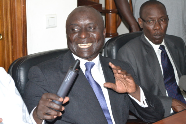 Oumar Sarr de Rewmi enfonce Idy: « il m'a montré le document avec lequel il a trompé Me Wade »