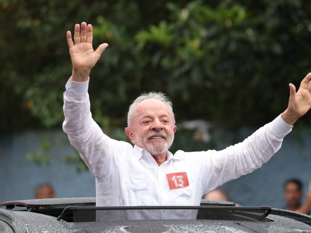 Brésil : Luiz Inácio Lula da Silva réélu président Brésil : Luiz Inácio Lula da Silva réélu président