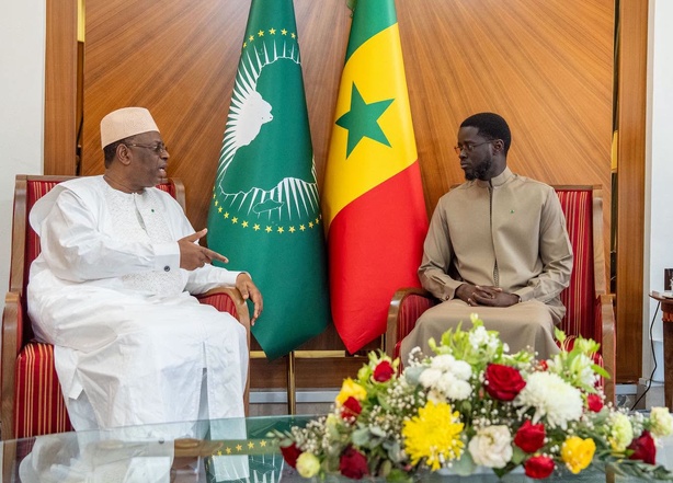 Rapprochement supposé entre Macky et Diomaye : les précisions de l'APR Rapprochement supposé entre Macky et Diomaye : les précisions de l'APR