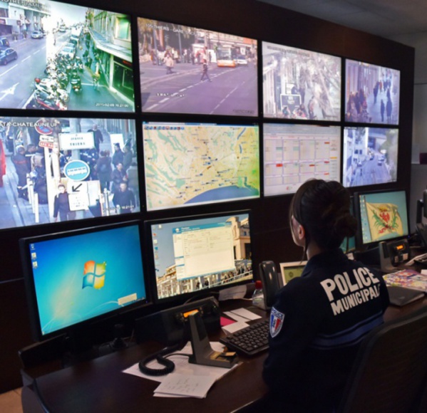 Attentat de Nice : pourquoi la justice veut effacer les images de vidéosurveillance Attentat de Nice : pourquoi la justice veut effacer les images de vidéosurveillance