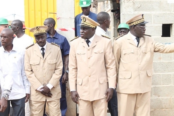 Uniformes de l’Administration et des paramilitaires : Macky change tout