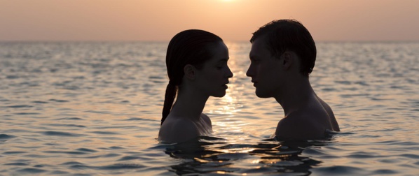 Vous voulez faire l'amour dans l'eau? faites attention Vous voulez faire l'amour dans l'eau? faites attention