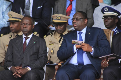 Macky Sall bannit la cigarette au Palais