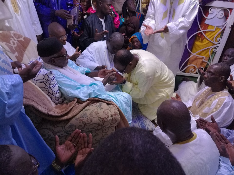  Quelques images de la visite de la délégation du PDS chez le Khalif Général des Mourides