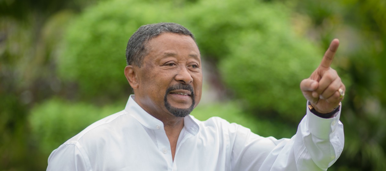 Gabon : Jean Ping se proclame « élu » président