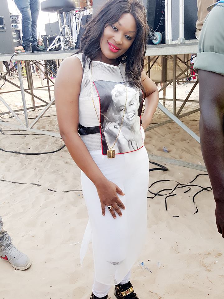 (Photos) - Le look séduisant de Titi à la plage Bceao