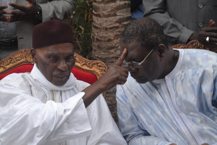 Me Ousmane Ngom révèle: « En 2012, Me Wade m’avait demandé de voler les élections… »