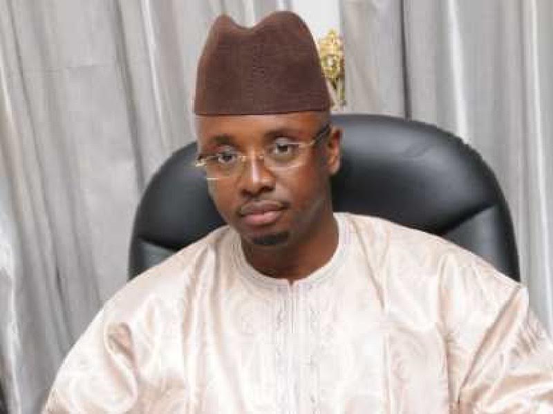 ​SONKO, DIALLO & CO - : le doigt, la lune et les étoiles !