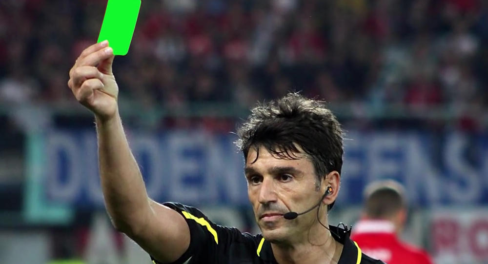 En Italie, un footballeur a reçu le premier carton vert de l’histoire du foot