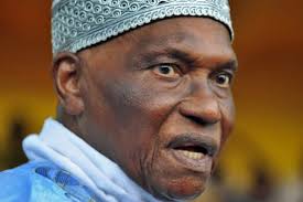 Paris: Me Wade menace et appelle à une résistance contre Macky Sall