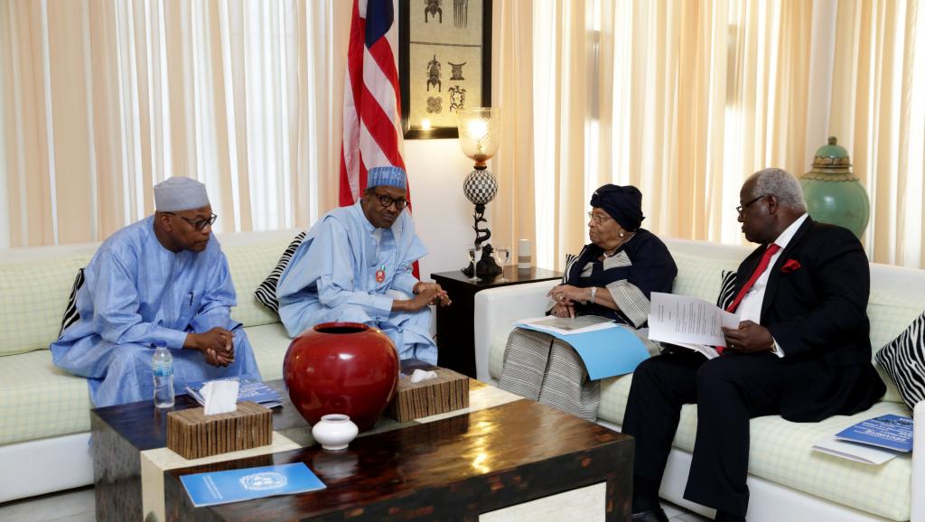 Gambie: La communauté internationale maintient la pression sur Jammeh