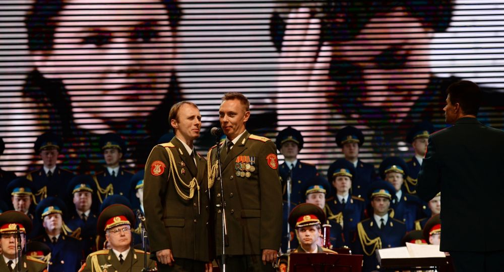 Russie: Deux membres du chœur Alexandrov sauvés du crash par leurs enfants