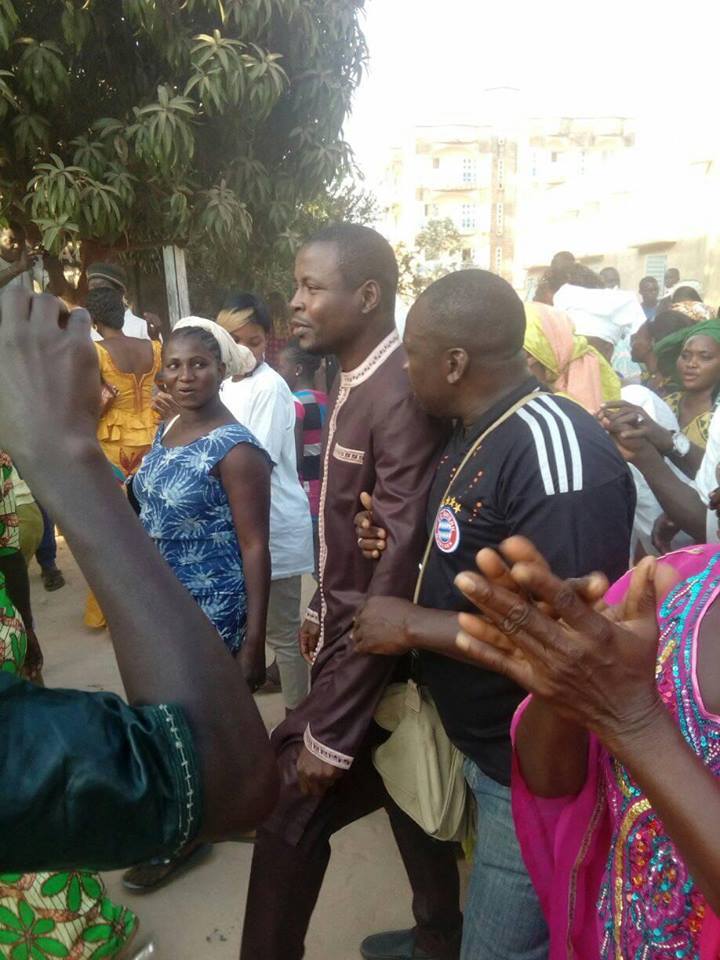 En direct du meeting du mouvement "Macky 17-19"  à Ziguinchor