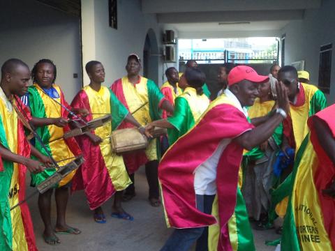 Diffusion de la CAN 2017 : Macky Sall achète les droits télé pour la Guinée-Bissau
