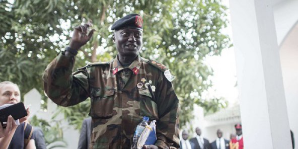 Armée Gambienne: le général Ousmane Badjie finalement limogé 