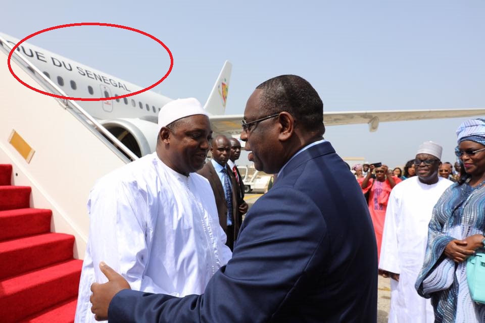 Quand le président Adama Barrow se sucre sur le dos des Sénégalais