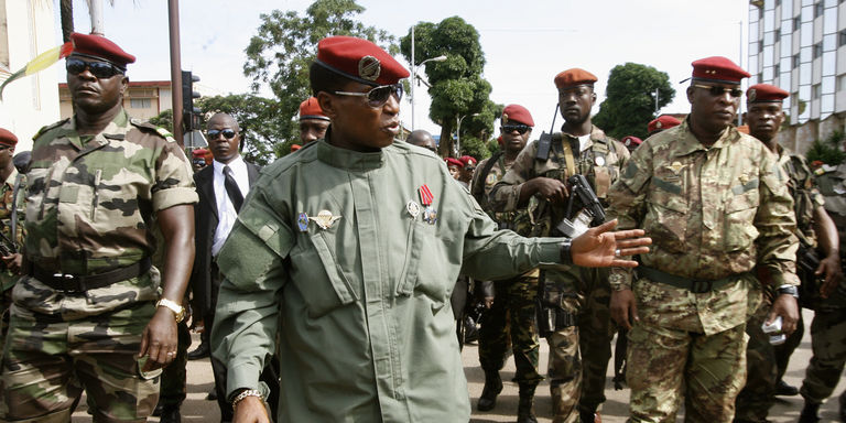 Le jour où Abdoulaye Wade a sauvé le soldat Dadis Camara des troupes de la Cédéao