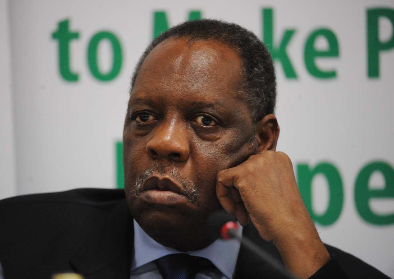 Dernière minute: Issa Hayatou détrôné par le Malgache Ahmad Ahmed