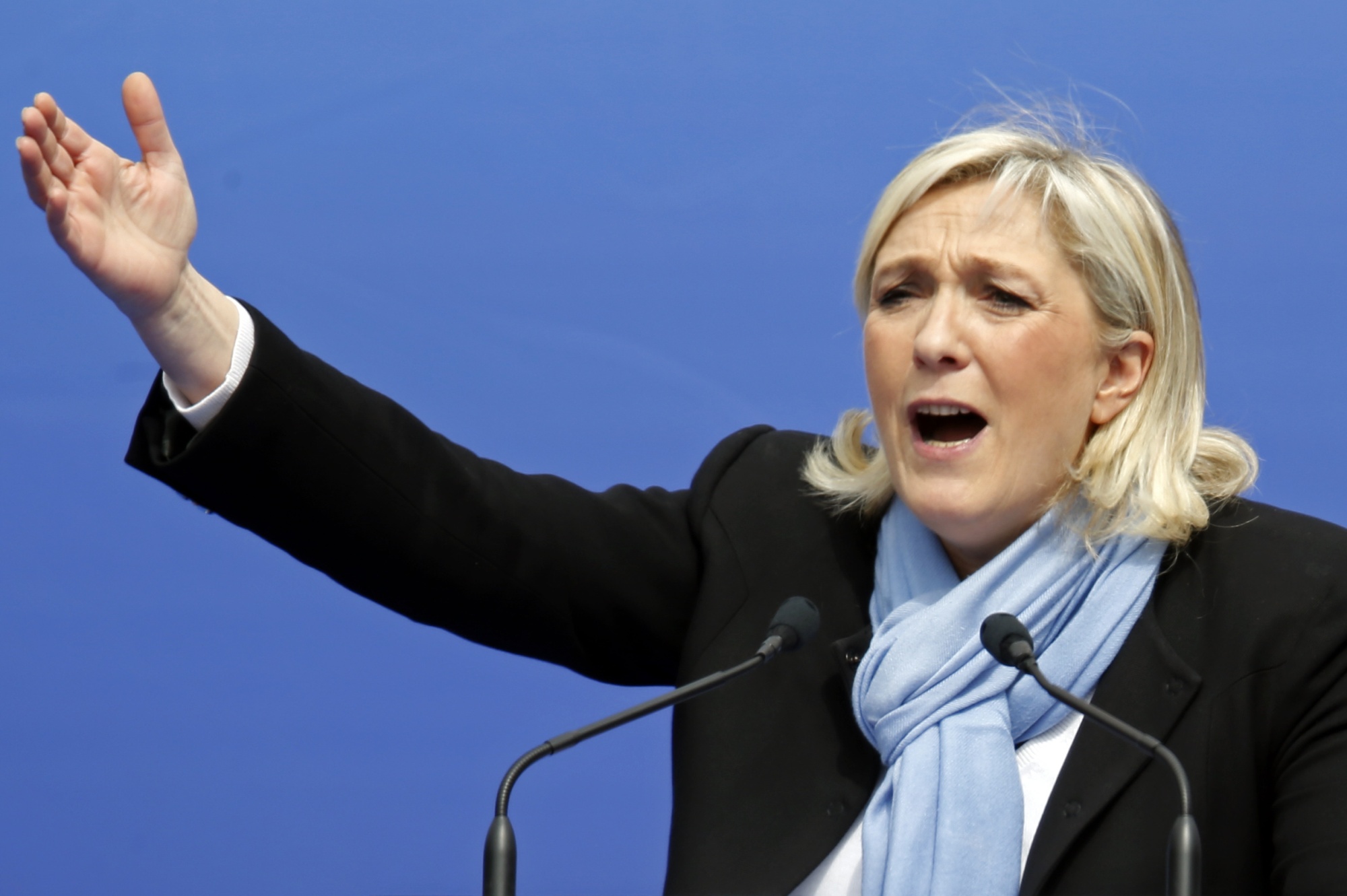 Marine le Pen: «le franc Cfa est un inconvénient économique »
