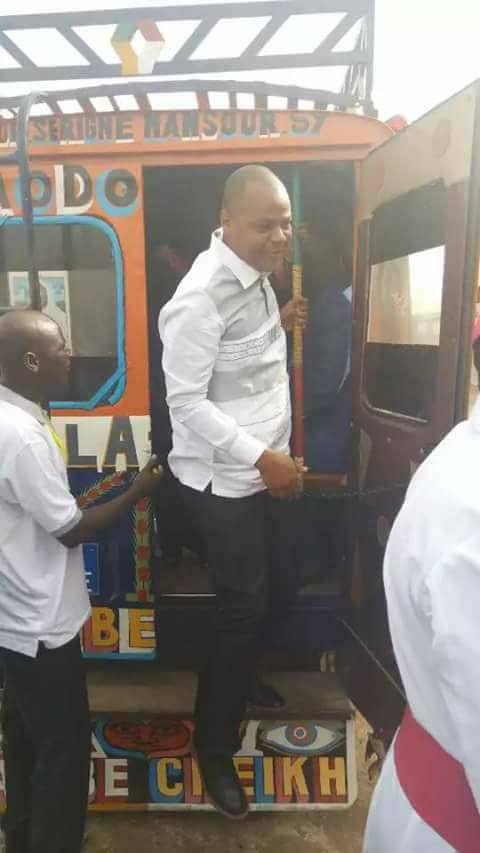 Photos: Le ministre Mame Mbaye Niang dans un "Car rapide"