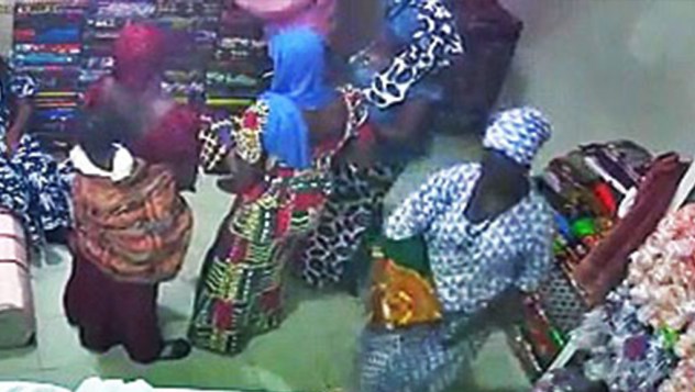 Thiaroye: Les trois filles spécialistes en vol de tissus arrêtées