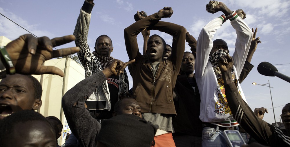 Urgent: le siège de Macky Sall vandalisés par ses jeunes